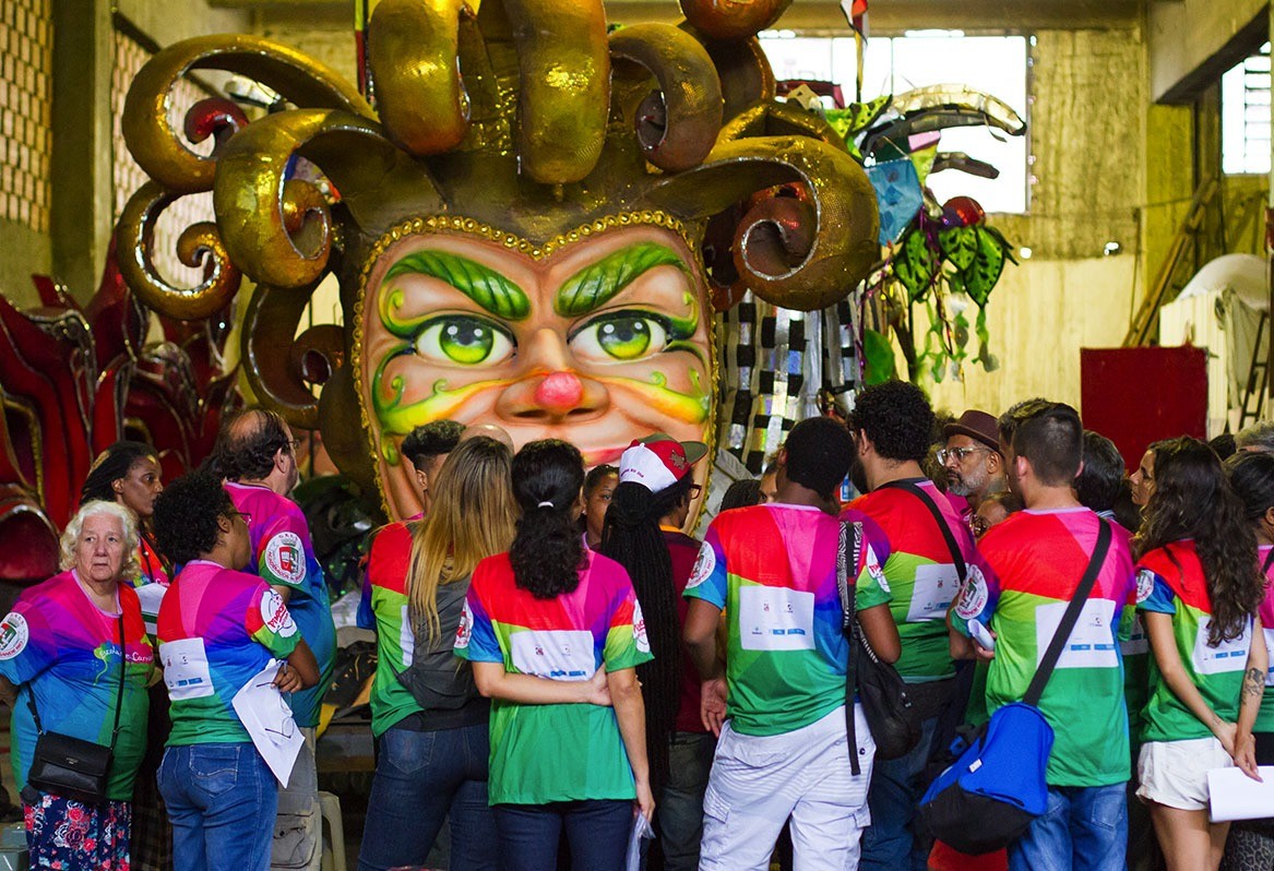 Dora Cudgnola no carnaval de São Paulo, LGBT na EternamenteSOU